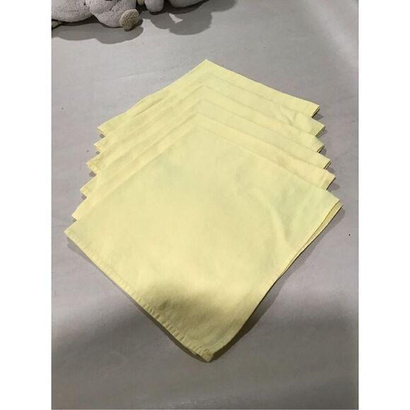Blossom & Blooms Dinner Napkins, 6, Yellow, Cotton - Picture 2 of 4